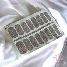 Load image into Gallery viewer, Callie Nail Wrap