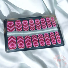 Load image into Gallery viewer, Mary Nail Wrap