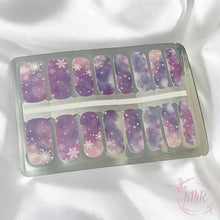 Load image into Gallery viewer, Garnetta Nail Wrap