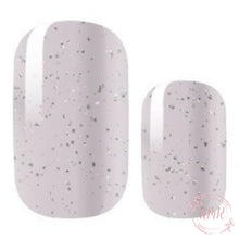 Load image into Gallery viewer, Camila Nail Wrap