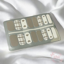 Load image into Gallery viewer, Arella Nail Wrap