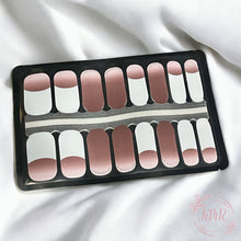 Load image into Gallery viewer, Taran Nail Wrap