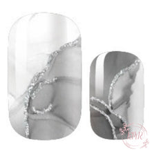 Load image into Gallery viewer, Benno Nail Wrap