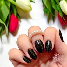 Load image into Gallery viewer, Evelyn Nail Wrap