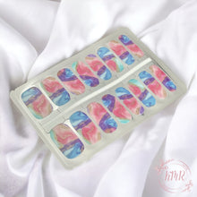 Load image into Gallery viewer, Avani Nail Wrap