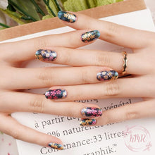 Load image into Gallery viewer, Laszlo Nail Wrap
