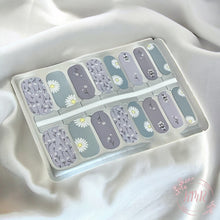 Load image into Gallery viewer, Alexander Nail Wrap