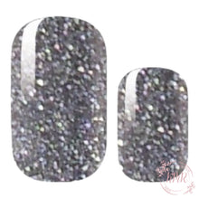Load image into Gallery viewer, Eloise Nail Wrap