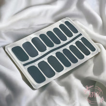 Load image into Gallery viewer, Beatrix Nail Wrap