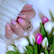 Load image into Gallery viewer, Beatrice Nail Wrap