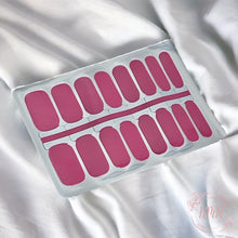 Load image into Gallery viewer, Dakota Nail Wrap
