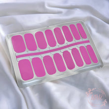 Load image into Gallery viewer, Efron Nail Wrap