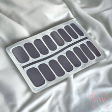 Load image into Gallery viewer, Hemingway Nail Wrap