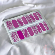 Load image into Gallery viewer, Oliver Nail Wrap