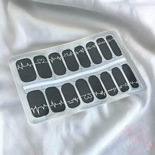 Load image into Gallery viewer, William Nail Wrap