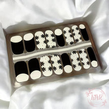 Load image into Gallery viewer, Luxton Nail Wrap
