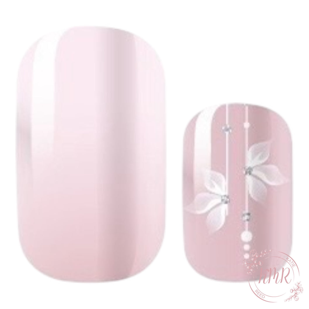 Ignacia Nail Wrap