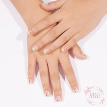 Load image into Gallery viewer, Solana Kid Premier Gel Nail Wrap
