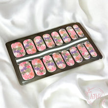 Load image into Gallery viewer, Aella Nail Wrap
