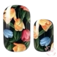 Load image into Gallery viewer, Seraphina Nail Wrap
