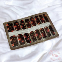 Load image into Gallery viewer, Eydan Nail Wrap
