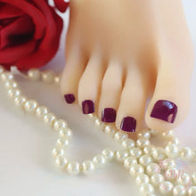 Load image into Gallery viewer, Violet Pedicure Nail Wrap
