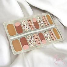 Load image into Gallery viewer, Felicity Nail Wrap
