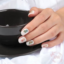 Load image into Gallery viewer, Aliza | Nail Wrap
